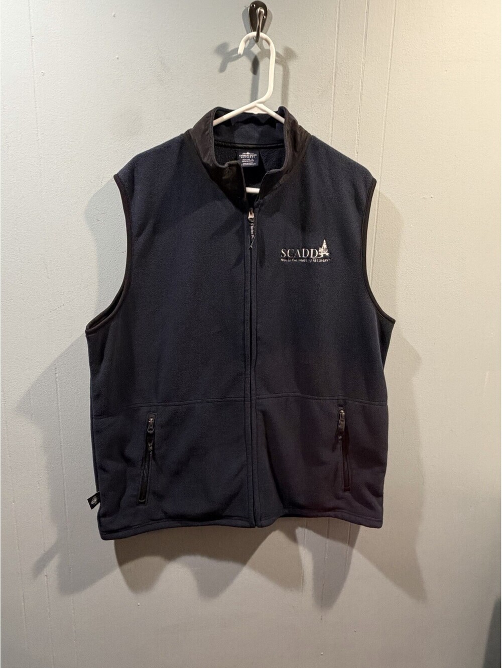 Mens Charles River Apparel Vest Size XL Navy Scadds Embroidered